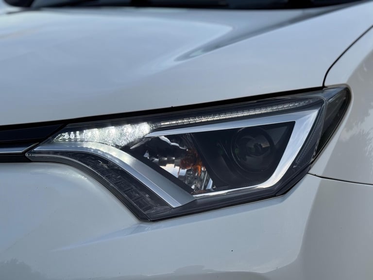 2017 Toyota RAV4 2.0 D-4D Business Edition Plus Euro 6 (s/s) 5dr (Safety Sense, Nav) ESTATE Diese...