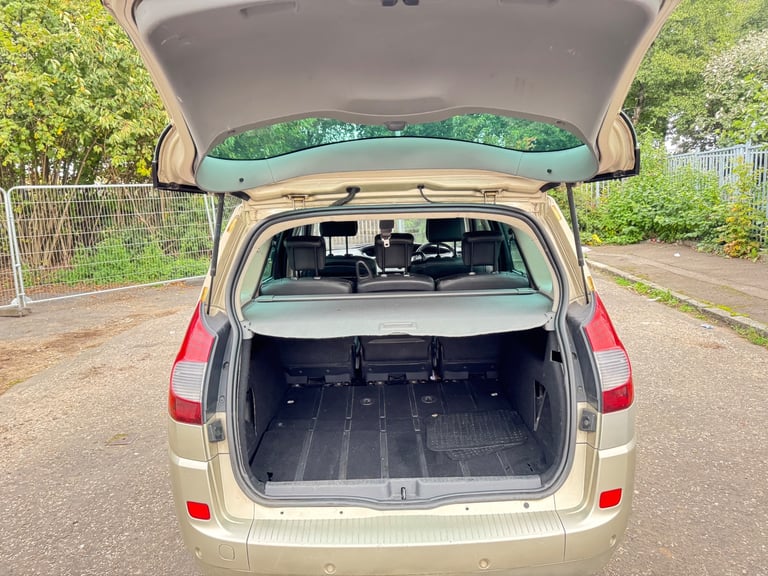 (AUTOMATIC- - PETROL ) RENAULT GRAND SCENIC MPV AUTO *MOT- OCT 2026 like  mazda 5