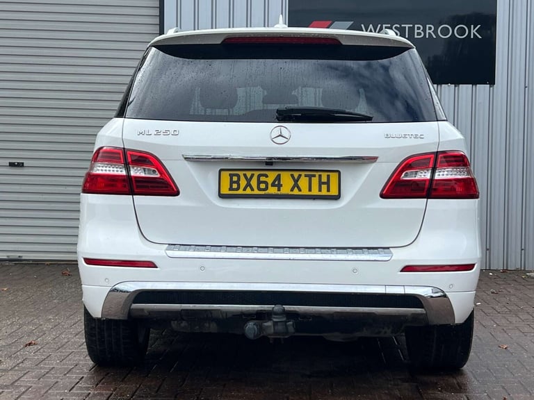 2014 Mercedes-Benz M Class 2.1 ML250 BlueTEC AMG Line SUV 5dr Diesel G-Tronic 4WD Euro 6 (s/s) (2...