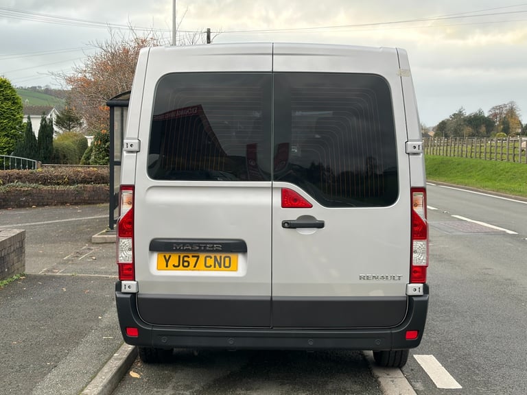 2017 Renault Master SL28dCi 110 Business WHEELCHAIR ACCESS/CAMPER PANEL VAN Diesel Manual