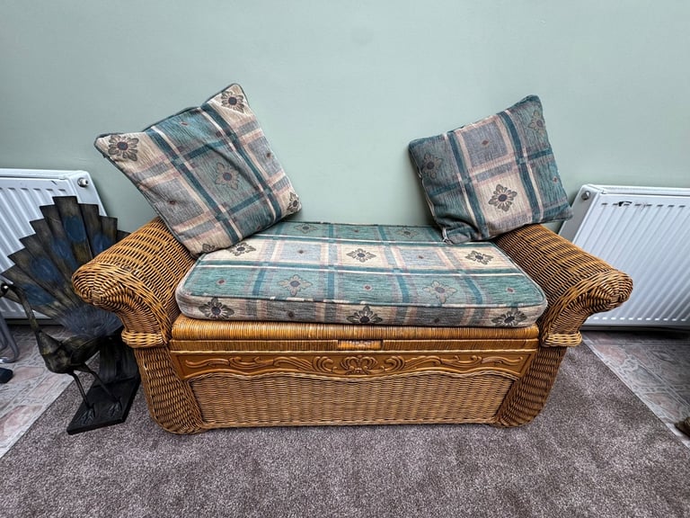 Conservatory furniture