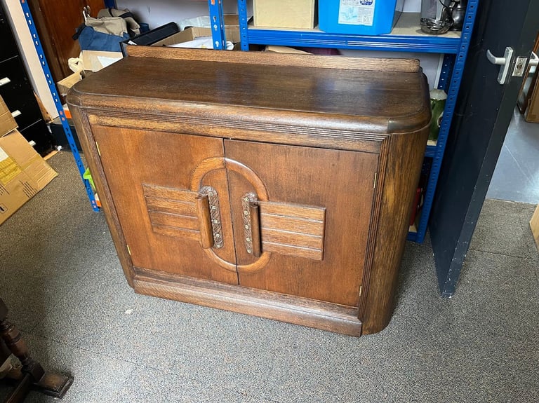 image for Stunning Sideboard/Drinks Cabinet