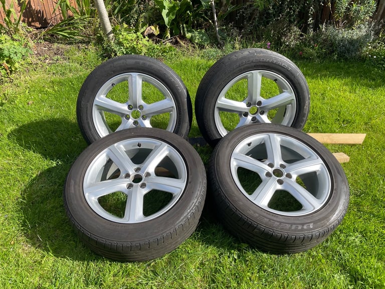 image for Audi Q5 Alloys,  free tyres. [Delivery in Glasgow, Renfrewshire and North Ayrshire area possible]