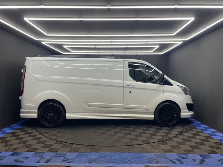 2015 Ford Transit Custom 2.2 TDCi 125ps Low Roof Trend Van PANEL VAN DIESEL Manual