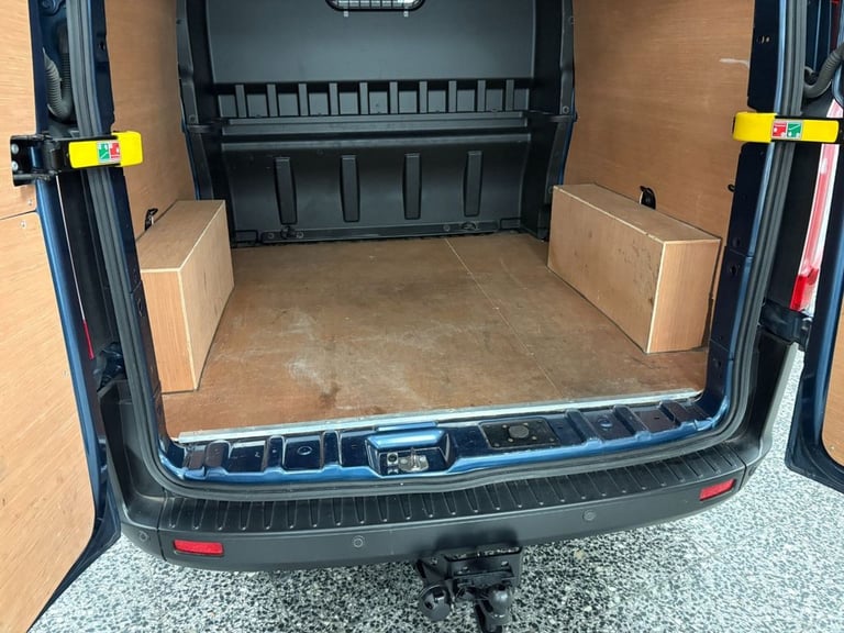 2021 Ford Transit Custom 2.0 EcoBlue 170ps Low Roof D/Cab Trail Van PANEL VAN DIESEL Manual