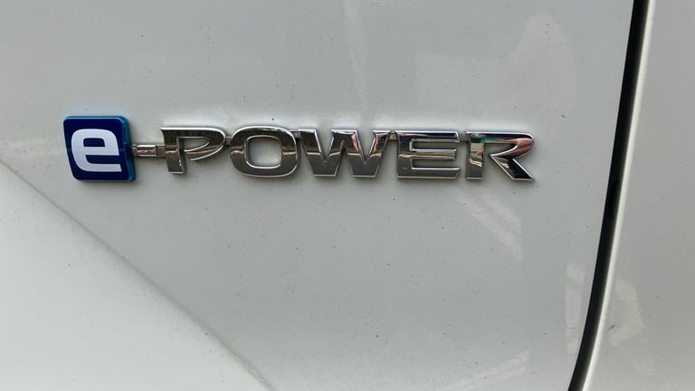 2023 Nissan Qashqai 1.5 E-Power Kuro Edition 5dr Auto HATCHBACK PETROL/ELECTRIC Automatic