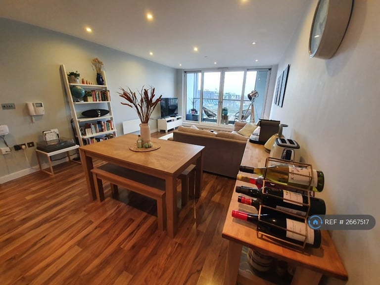 2 bedroom flat in Munday Street, Manchester, M4 (2 bed) (#2667517)