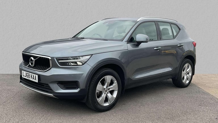  Volvo XC40 1.5 T3 Momentum 5dr Estate Petrol Manual