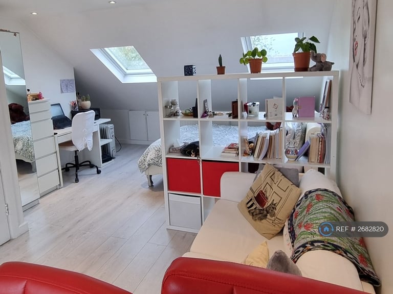 4 bedroom house in Wanlip Road, London, E13 (4 bed) (#2682820)