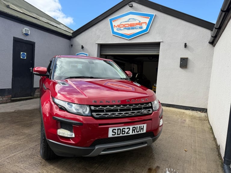 LAND ROVER RANGE ROVER EVOQUE 2.2 eD4 Pure 2012