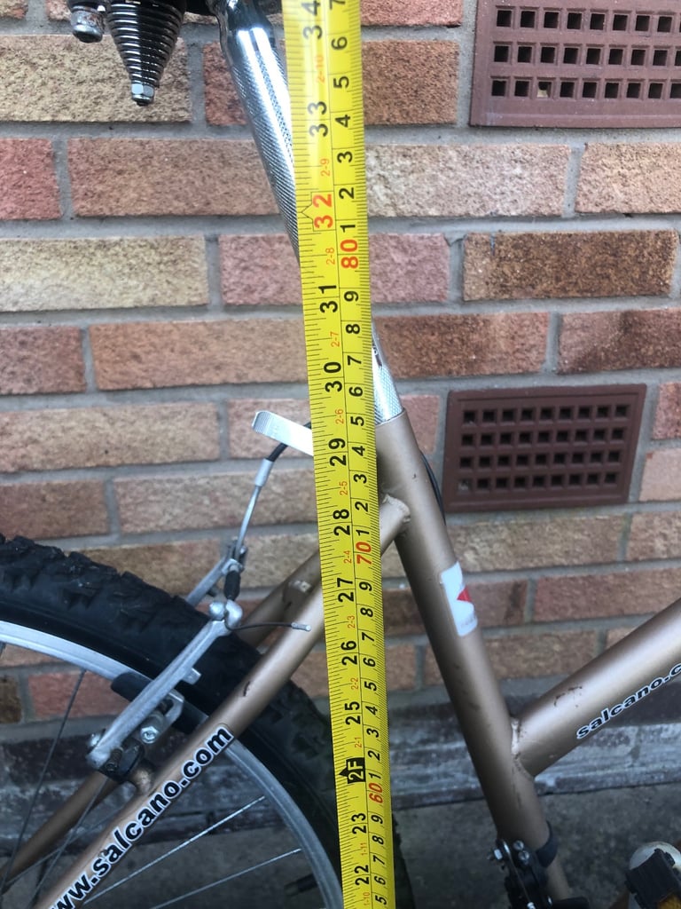 Salcano Bike Suit Junior/ Teenager/ Small Adult/ Woman’s /Girls/ Ladies Bike 26” Tyres wide seat