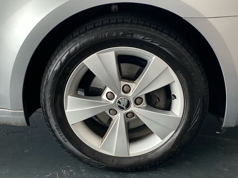 2019 Skoda Octavia 1.6 TDI SE Technology 5dr Estate DIESEL Manual