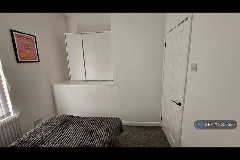 2 bedroom house in Parkfield Avenue, Manchester, M14 (2 bed) (#2608588)