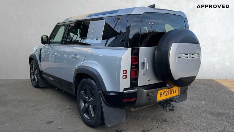 2021 Land Rover Defender 3.0 D300 X-Dynamic HSE 110 5dr Auto SUV Diesel Automatic