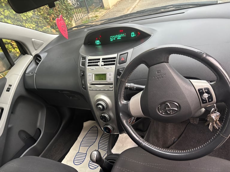 Toyota, YARIS, Hatchback, 2006, Manual, 996 (cc), 5 doors