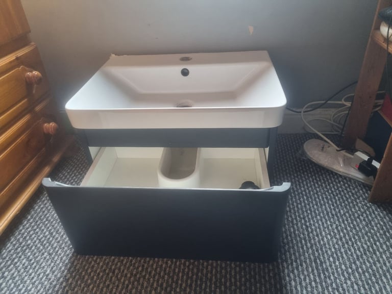 Bathroom Cabinet and sink