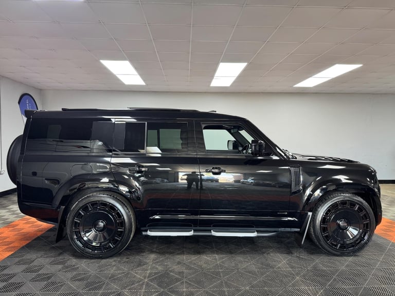 2023 Land Rover Defender 130 3.0 D300 MHEV X Auto 4WD Euro 6 (s/s) 5dr ESTATE Diesel Automatic