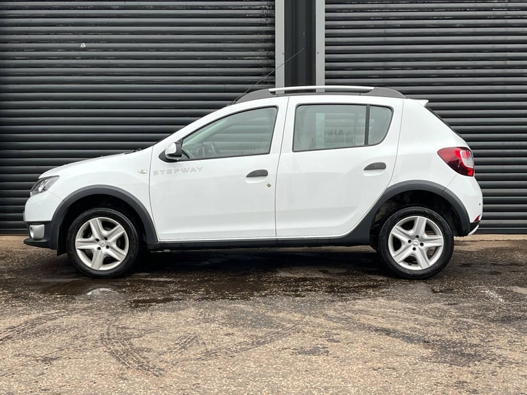 DACIA SANDERO STEPWAY 0.9 Stepway Ambiance TCe 90 2014