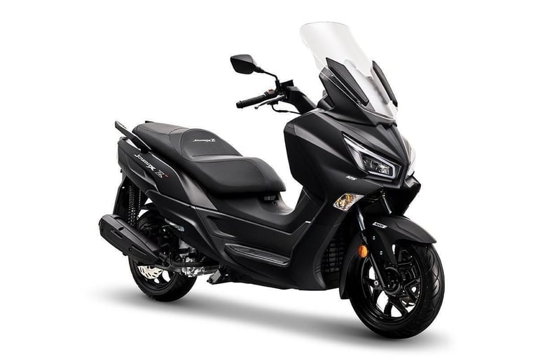 Sym Joymax Z+ 125cc | Best Scooter | 2023 | For Sale | Easy to ride | Afforda...