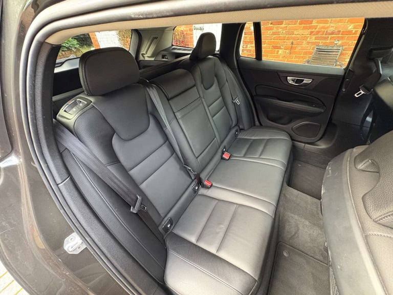 2018 Volvo V60 2.0 V60 Momentum Pro D3 Auto 5dr Estate Diesel Automatic