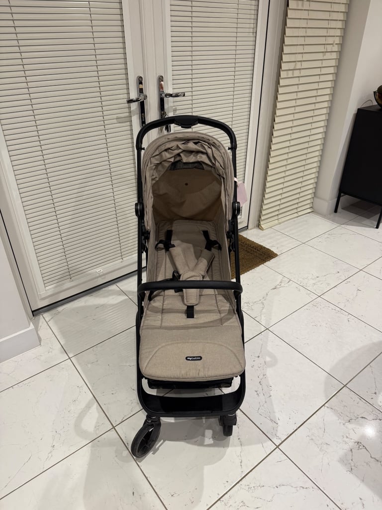 MBX7 Plus Auto-Fold Stroller - Camel Travel System Pram Baby - 4 years with rain cover