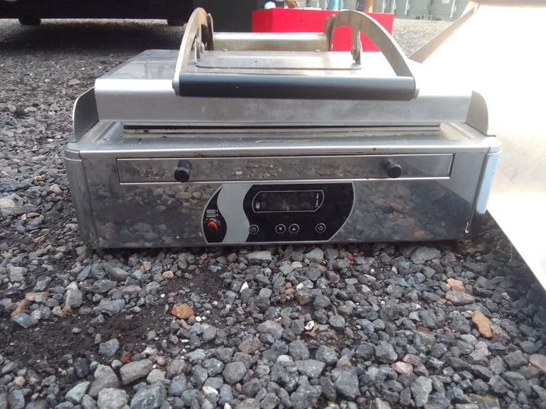 Commercial catering equipment restaurant kitchen trailer items 