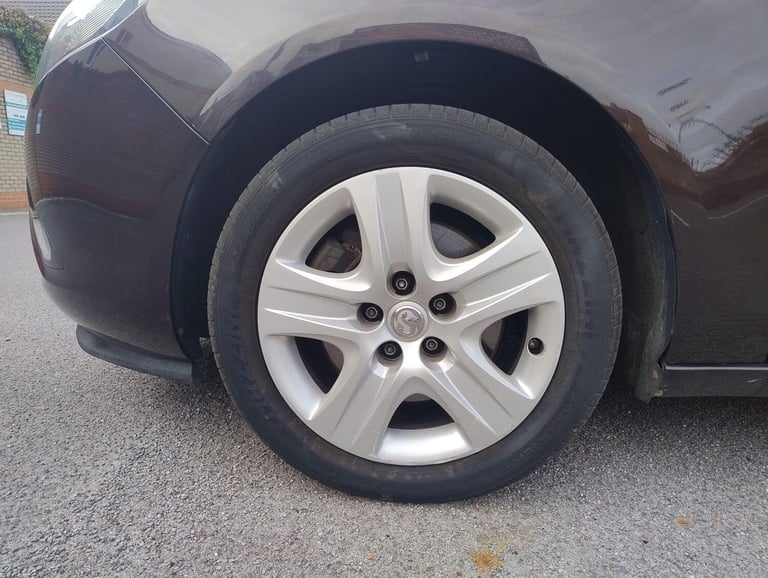 2014 Vauxhall Zafira Tourer 2.0 CDTi Exclusiv Auto Euro 5 5dr MPV Diesel Automatic