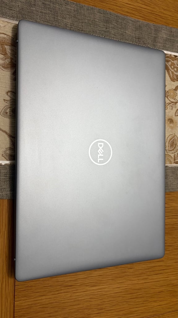 Dell Inspiron 16 5640 Laptop 16gb 1TB SSD Warranty Immaculate Condition 