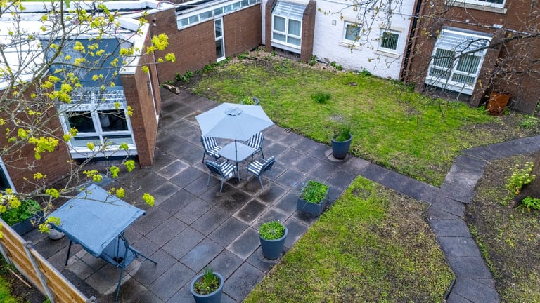 Long term stays Free parking Broadgreen Liverpool