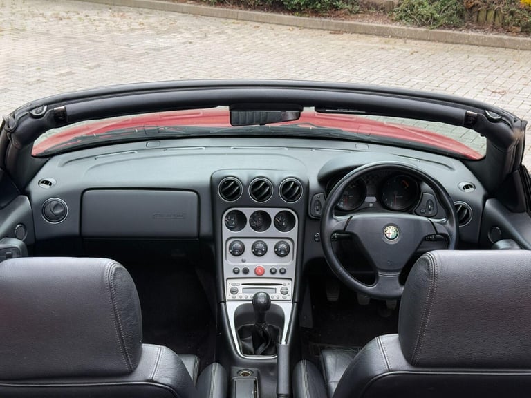 2005 Alfa Romeo Spider 2.0 JTS Lusso 2dr CONVERTIBLE Petrol Manual