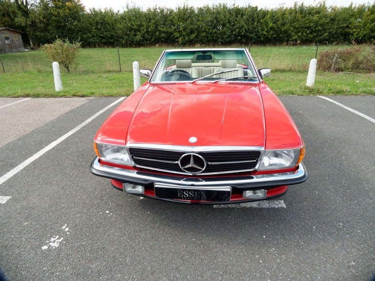 1988 Mercedes-Benz SL 3l 2d  AUTO  188 BHP Convertible Petrol Automatic