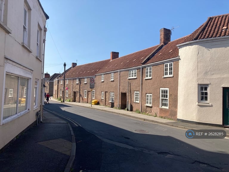 image for Studio flat in Southover, Wells, BA5 (#2628285)
