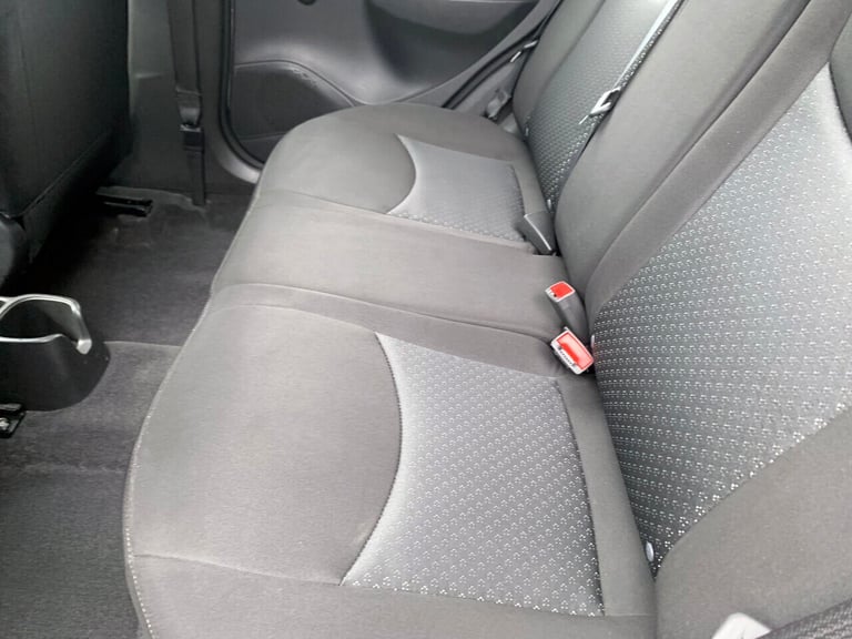 2015 Vauxhall Viva 1.0 SE 5dr [A/C] HATCHBACK PETROL Manual