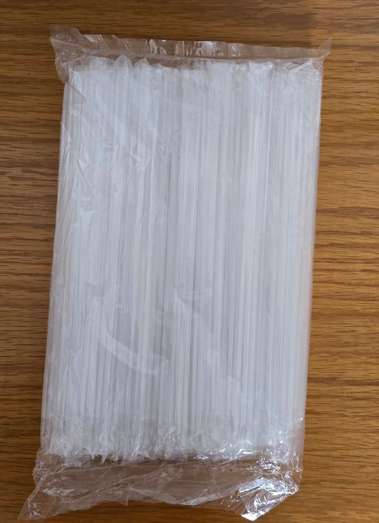 100 Plastic Drinking Straws - Brand New