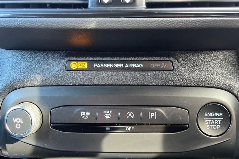 2024 Ford Focus 1.0 EcoBoost Hybrid mHEV ST-Line 5dr, Apple Car Play, Android Auto, Parking Hatch...
