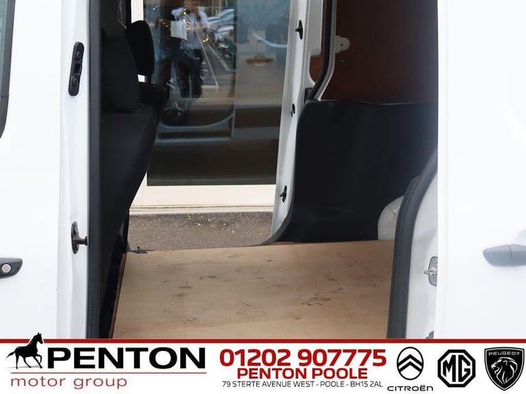  Vauxhall Combo 1.5 Turbo D 2300 Dynamic L2 H1 Euro 6 4dr Diesel Manual