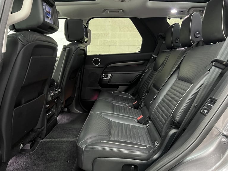 2017 Land Rover Discovery 3.0 TD V6 HSE Luxury SUV 5dr Diesel Auto 4WD Euro 6 (s/s) (258 ps) SUV ...