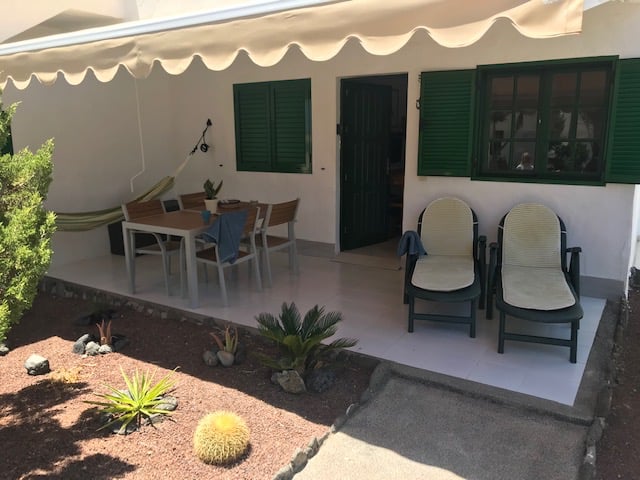 Holiday Lettings El Cotillo Fuerteventura Direct to the beach 2 Room Apartments 