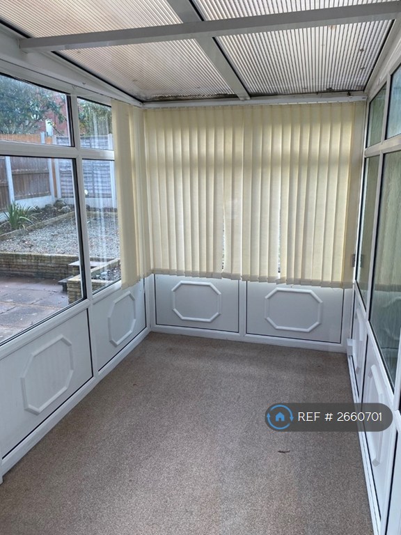 3 bedroom house in Gorsely Dale, Stafford, ST17 (3 bed) (#2660701)