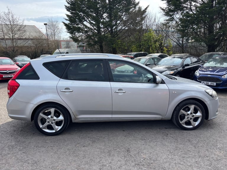 2012 Kia Ceed 1.6 CRDi 3 5dr Auto Estate ESTATE Diesel Automatic