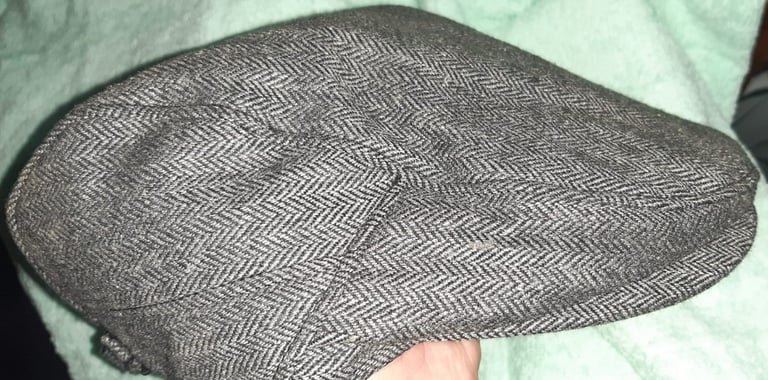 Men's Gent's Next grey tweed style Flat cap - Peaky Blinders