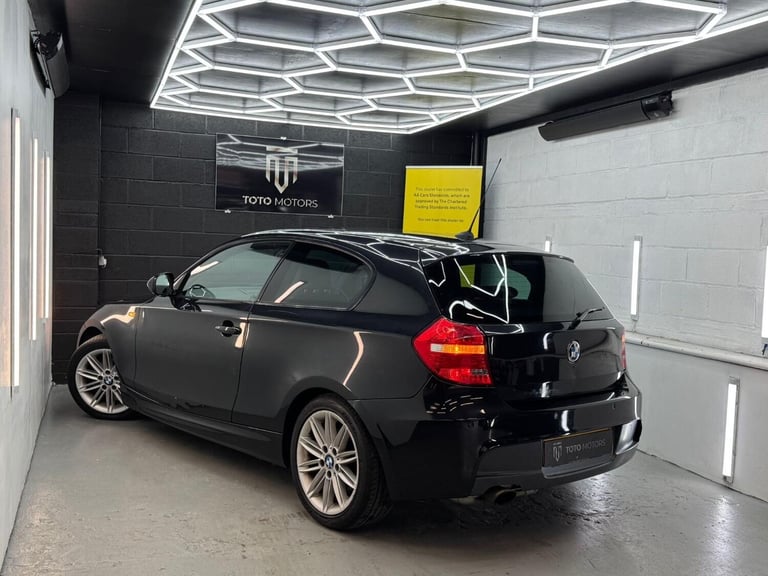 BMW 1 SERIES 2.0 118i M Sport 3 door 2010