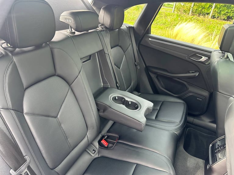 2024 Porsche Macan 5dr PDK SUV Petrol Automatic