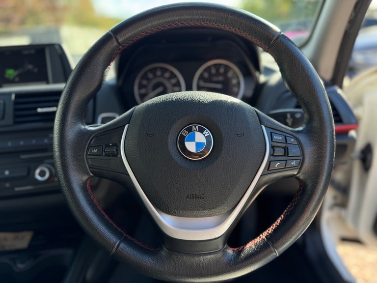 2014 BMW 1 Series 114i Sport 5dr HATCHBACK Petrol Manual