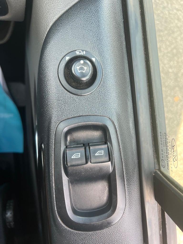 2019 Ford Transit Custom 2.0 EcoBlue 130ps D/Cab SWB Limited Van Crew Van Diesel Manual