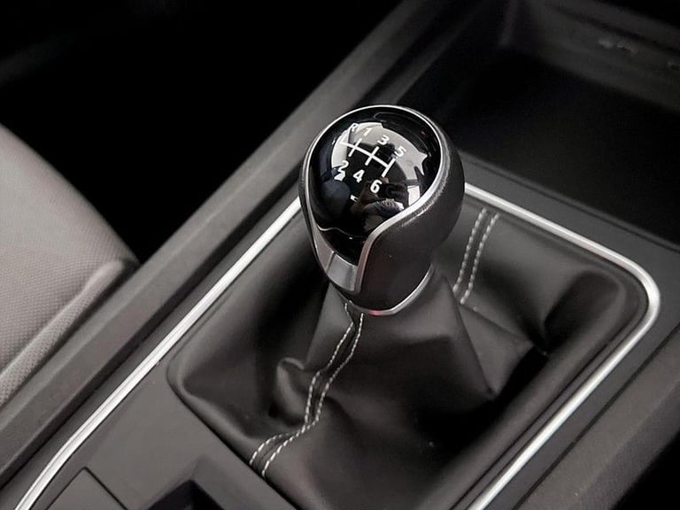 2022 SEAT Leon 1.0 TSI EVO SE 5dr HATCHBACK PETROL Manual