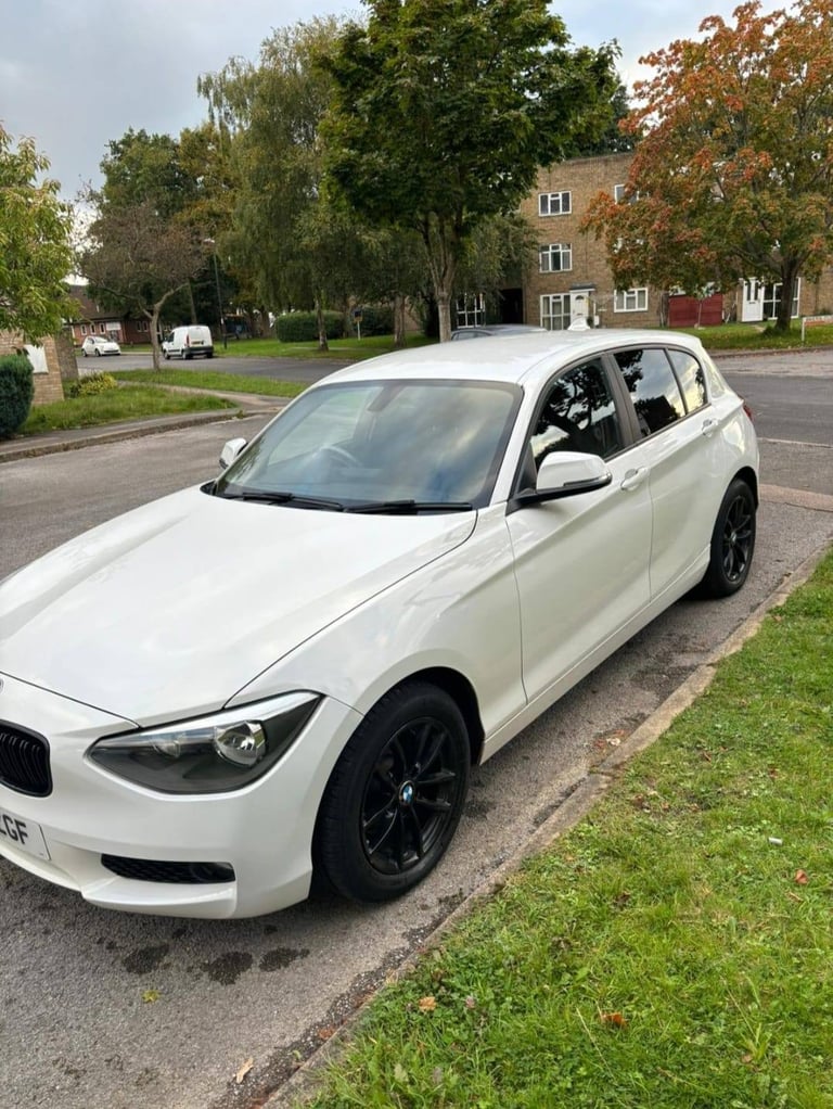 BMW, 1 SERIES, Hatchback, 2014, Semi-Auto, 1995 (cc), 5 doors