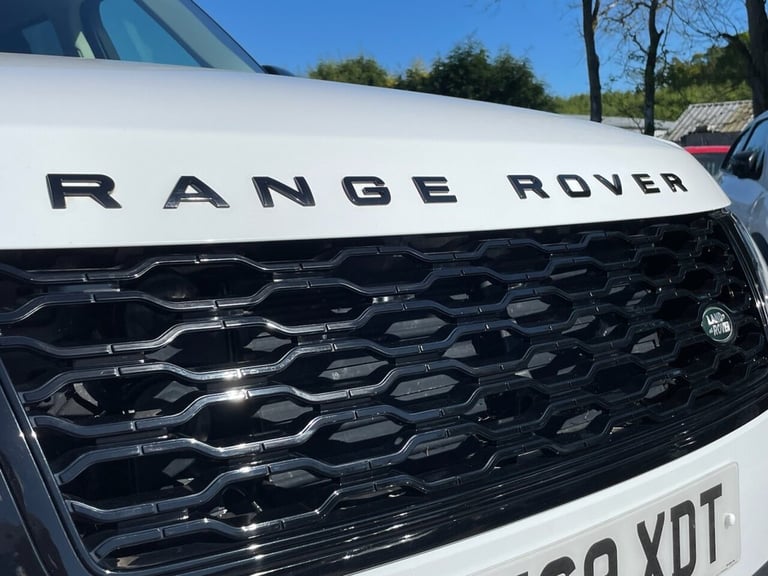 2019 Land Rover Range Rover 3.0 SD V6 Vogue black pack SUV 5dr Diesel Auto 4WD 275 bhp ESTATE Die...