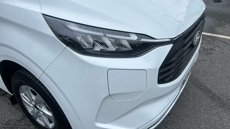 2025 Ford Transit Custom 2.5 PHEV 232ps H1 Van Limited Auto PANEL VAN PETROL/ELECTRIC Automatic