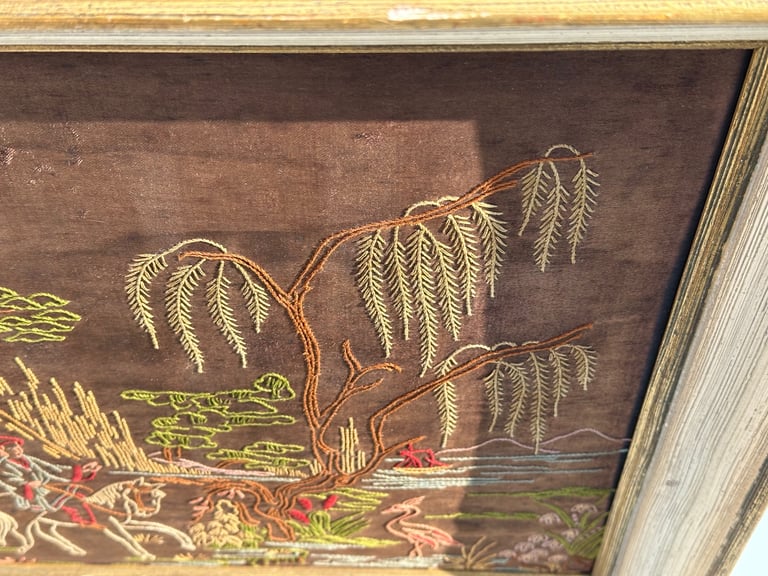 ANTIQUE FRAMED CHINESE SILK EMBROIDERY TAPESTRY PICTURE, 78x45cm - 1900s - WILL POST!